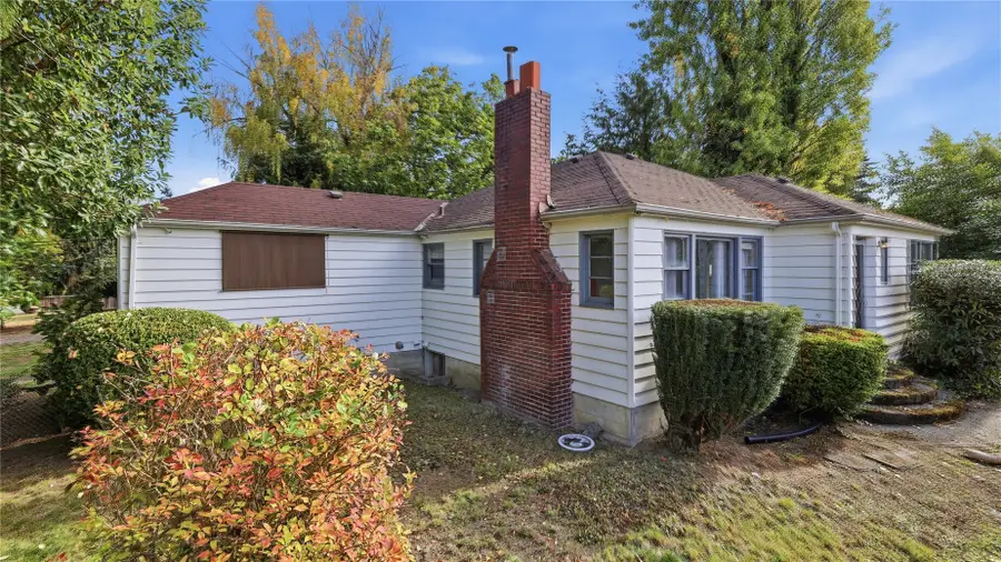 1307 N 32nd Street, Renton, WA 98056 - #3