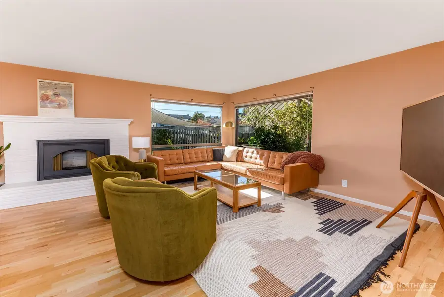 126 W 6th Street, Port Angeles, WA 98362 - #3