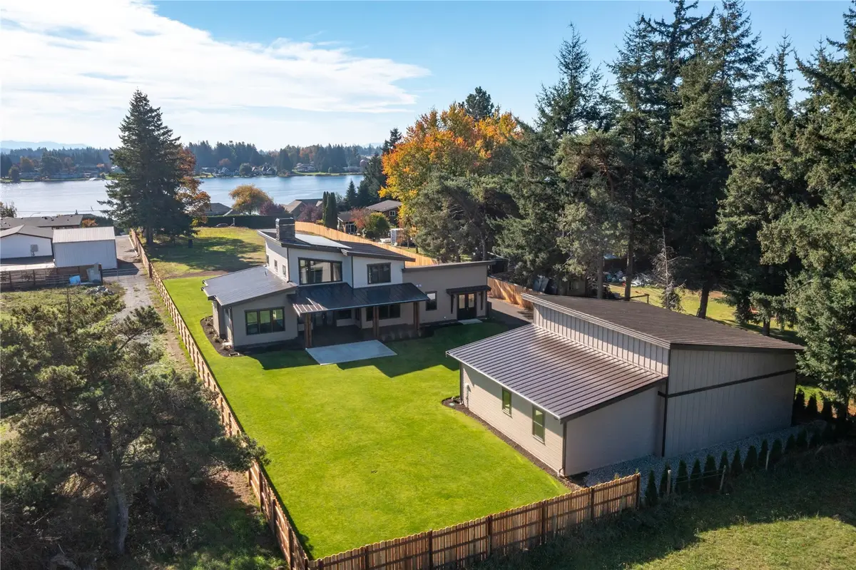 204 E Wiser Lake Road, Lynden, WA 98264 - #1