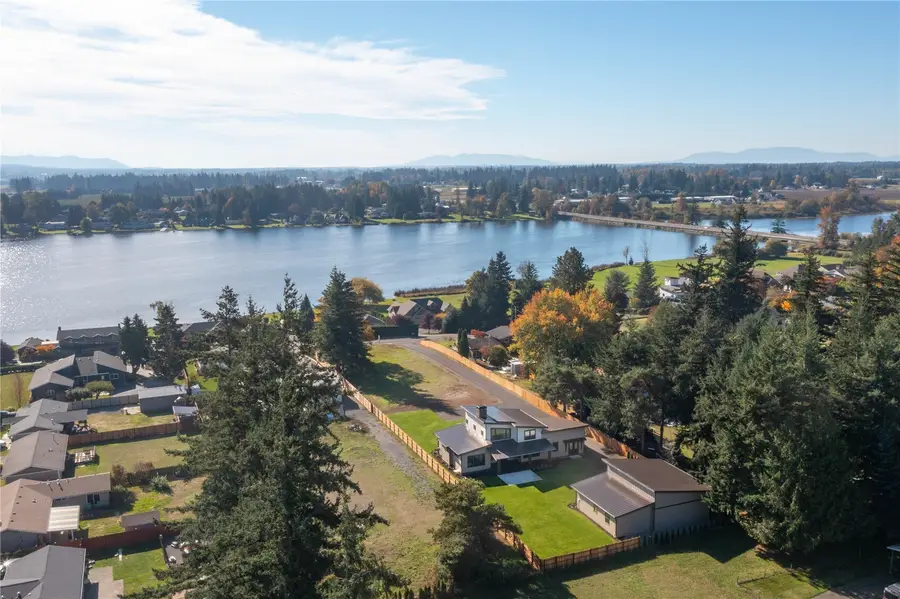 204 E Wiser Lake Road, Lynden, WA 98264 - #2