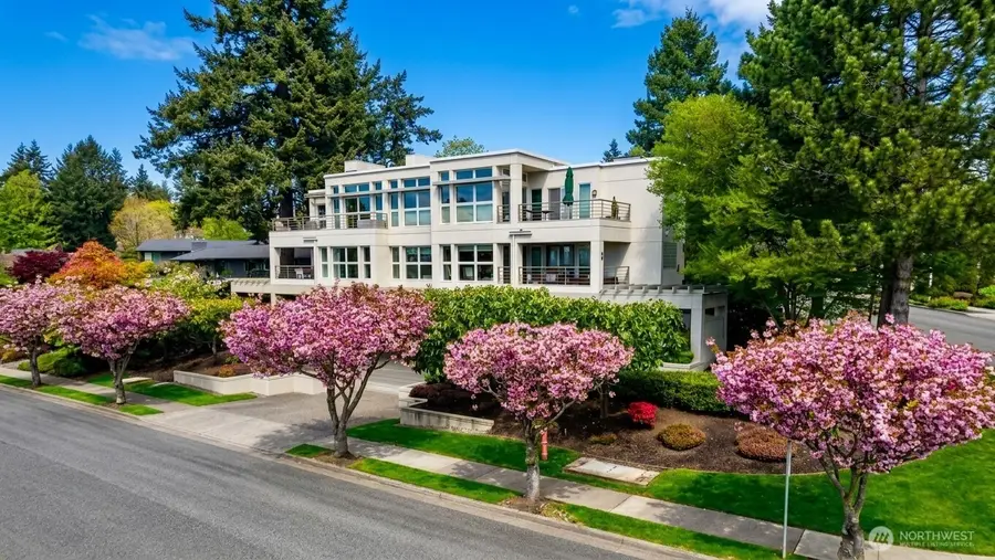 101 99th Avenue Ne #101, Bellevue, WA 98004 - #3