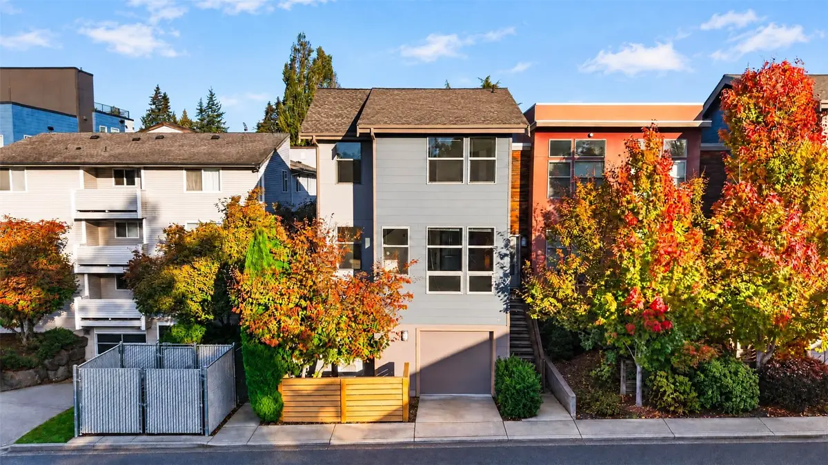 1214 N Northgate Way, Seattle, WA 98133 - #1