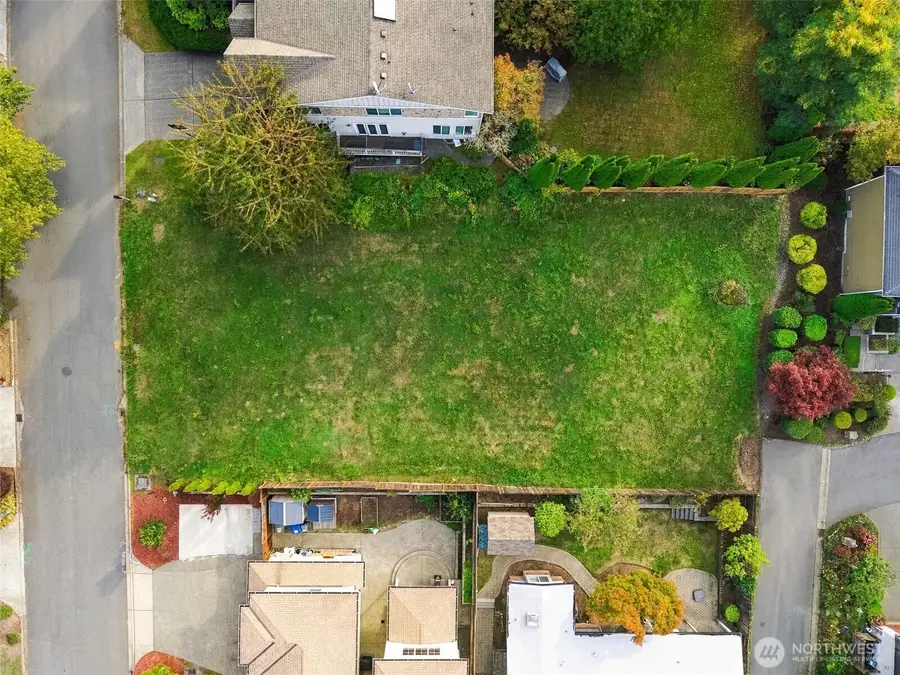 12013 SE 42nd Court, Bellevue, WA 98006 - #2