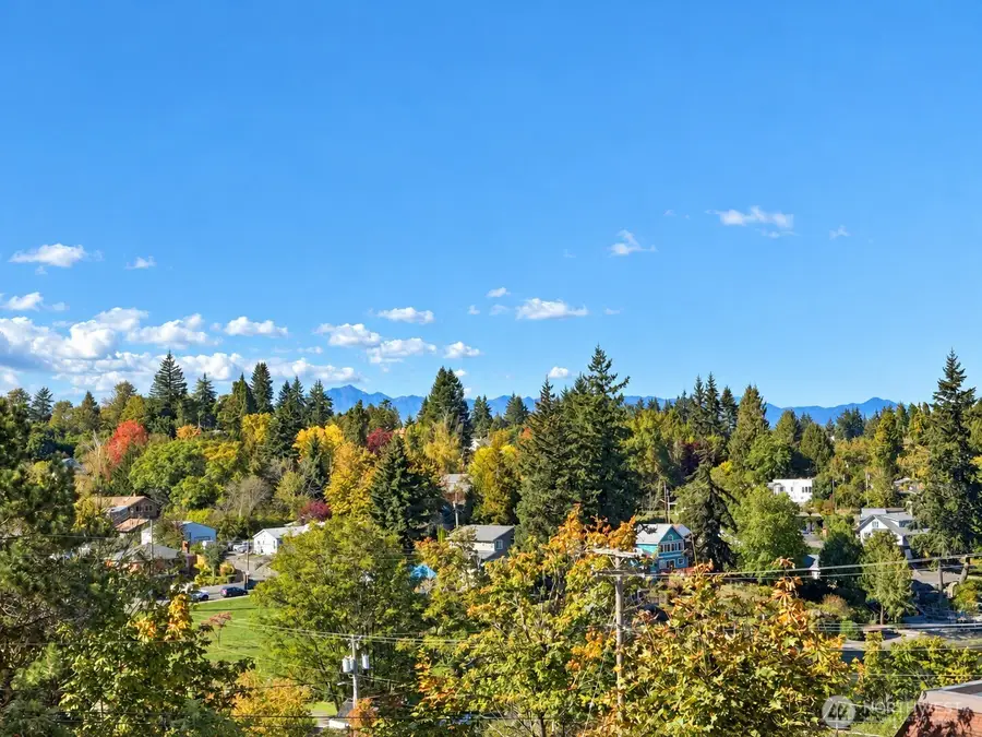 1588 Naval Avenue #2, Bremerton, WA 98312 - #3