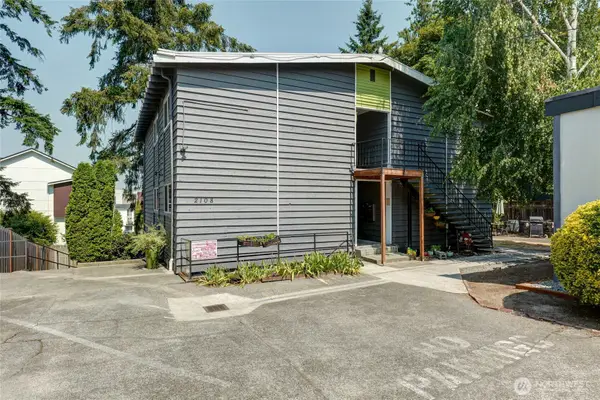 2108 NE 85th Street, Seattle, WA 98115