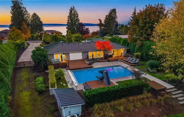 8712 Talbot Road, Edmonds, WA 98026