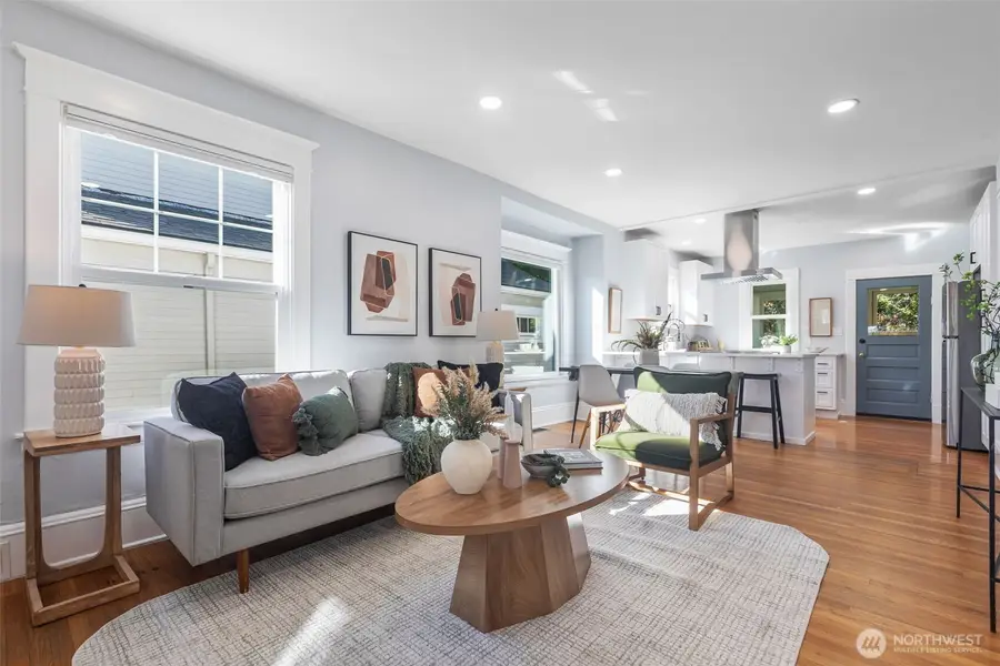 106 NE 54th Street, Seattle, WA 98105 - #3