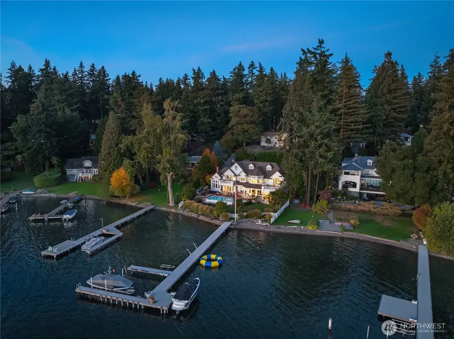3205 106th Avenue Se, Bellevue, WA 98004 - #2