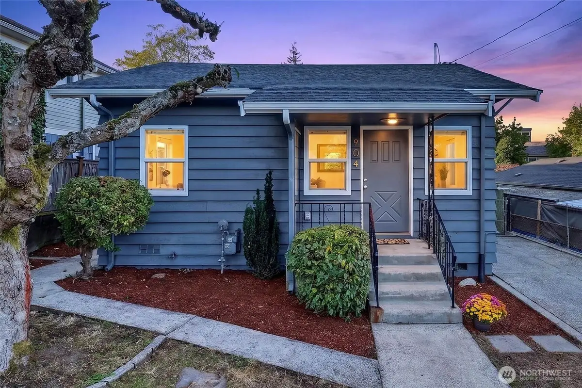 904 N 103rd Street, Seattle, WA 98133 - #1