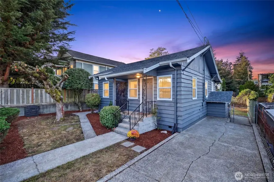 904 N 103rd Street, Seattle, WA 98133 - #3