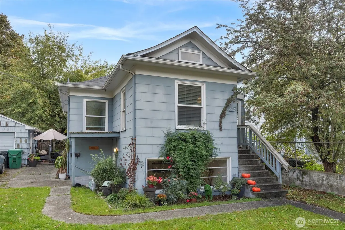 3852 Courtland Place S, Seattle, WA 98118 - #1