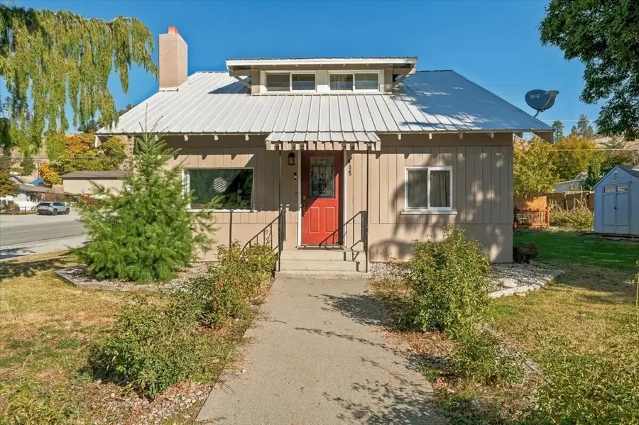 405 E Nixon Avenue, Chelan, WA 98816 - #3