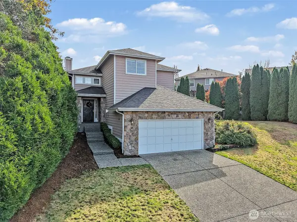 22727 SE 267th Place, Maple Valley, WA 98038