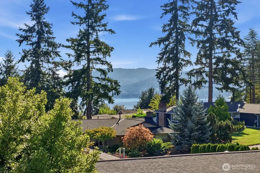 860 170th Place Ne, Bellevue, WA 98008 - #2