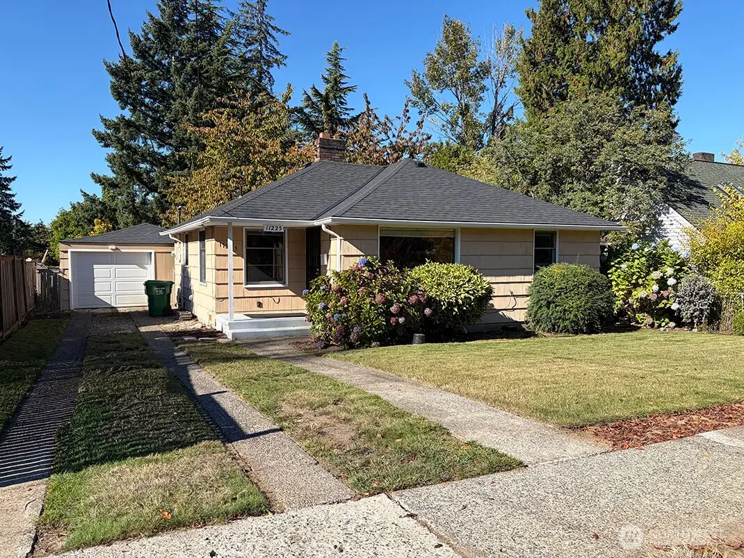 11225 Woodley Avenue S, Seattle, WA 98178 - #1