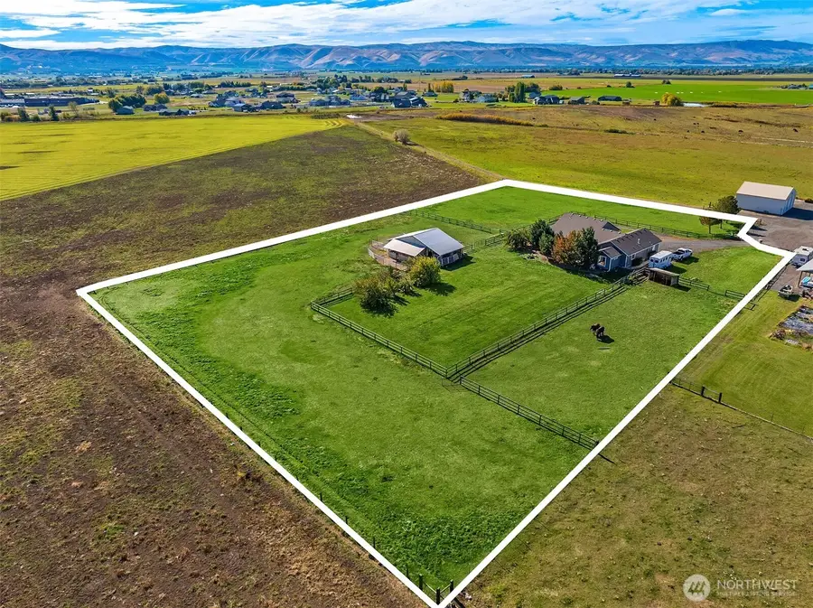 240 Stone Tree Lane, Ellensburg, WA 98926 - #2