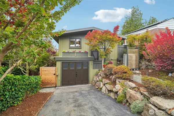 3611 30th Avenue W, Seattle, WA 98199