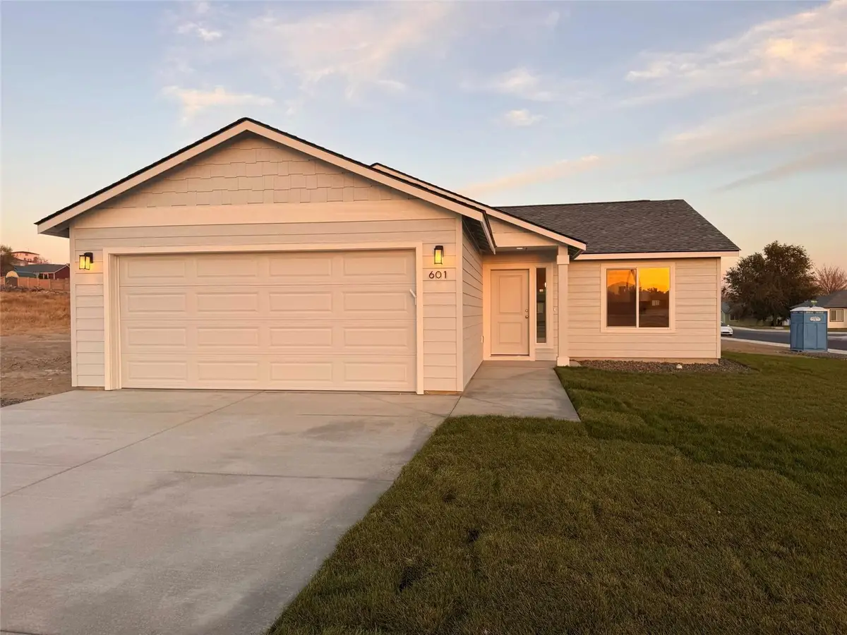 601 Pratt Avenue Ne, Royal City, WA 99357 - #1