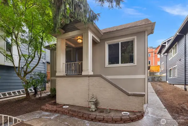3005 3rd Avenue W, Seattle, WA 98119