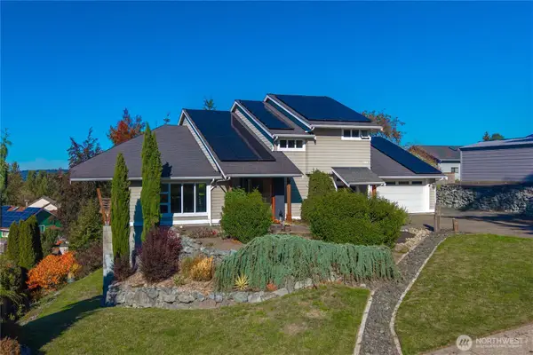 811 21st Avenue Sw, Puyallup, WA 98371