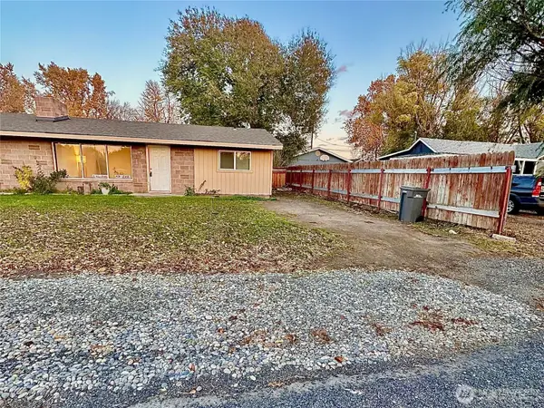 1911 S Beech, Kennewick, WA 99337