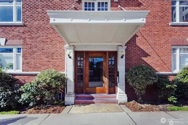 4725 15th Avenue Ne #27, Seattle, WA 98105