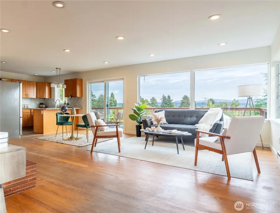 8344 Beacon Avenue S, Seattle, WA 98118 - #2