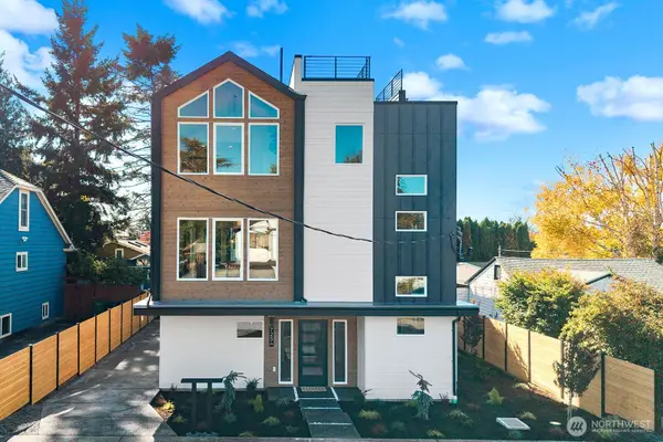 725 N 88th Street #A, Seattle, WA 98103