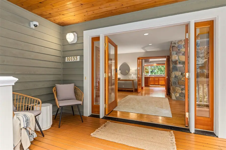 10133 Citation Court Ne, Bainbridge Island, WA 98110 - #3