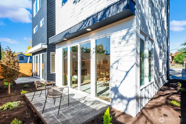 725 N 88th Street #C, Seattle, WA 98103