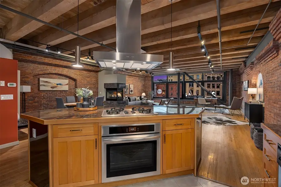 210 3rd Avenue S #2C, Seattle, WA 98104 - #3