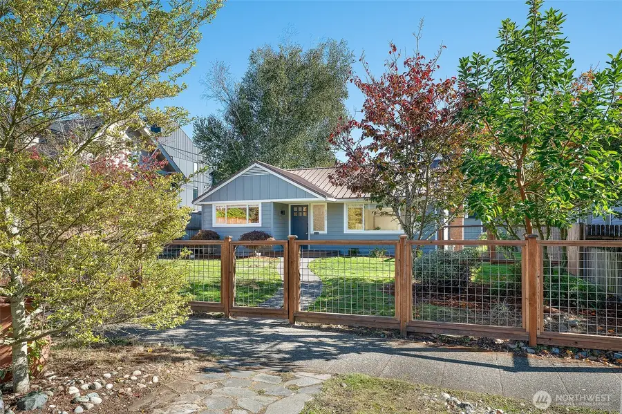 8308 14th Avenue Nw, Seattle, WA 98117 - #2