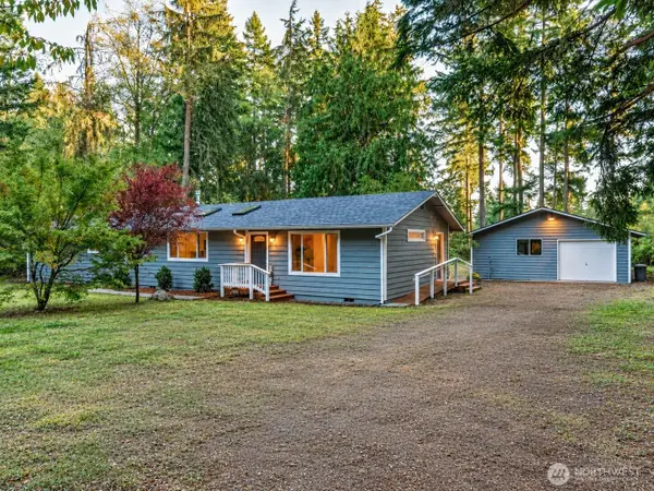 5115 NE Lamms Lane, Poulsbo, WA 98370