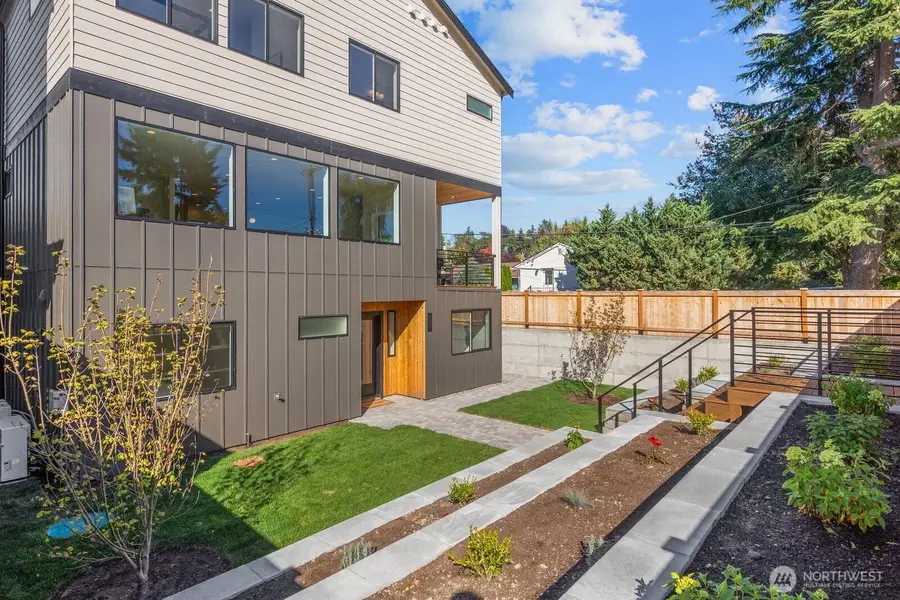 3312 Dravus Street, Seattle, WA 98199 - #2