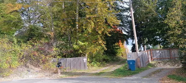 15660 SE 262nd Place, Covington, WA 98042