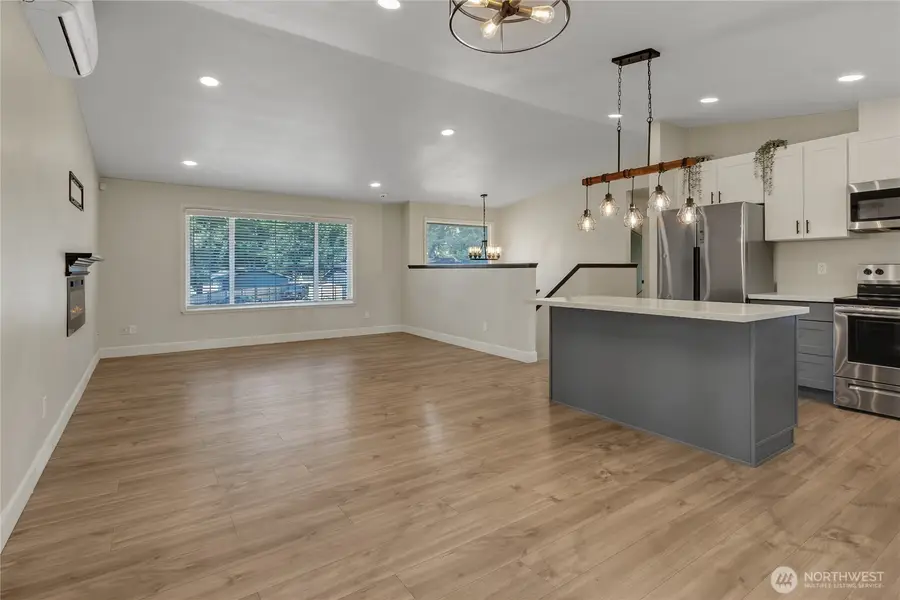 902 194th Street E, Spanaway, WA 98387 - #3