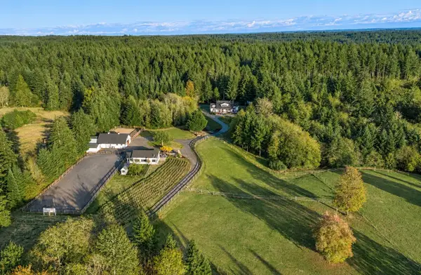 13723 E Victor Road, Gig Harbor, WA 98329