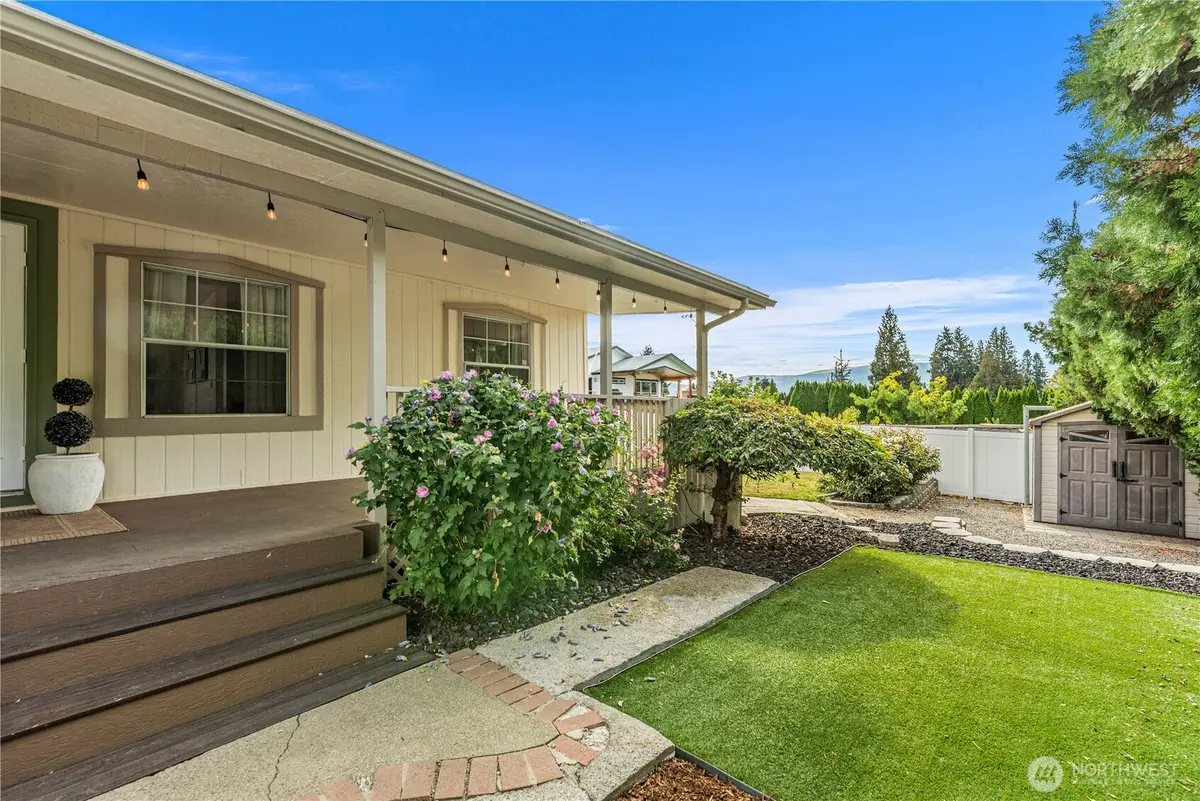 1644 8th Street Ne, East Wenatchee, WA 98802 - #1