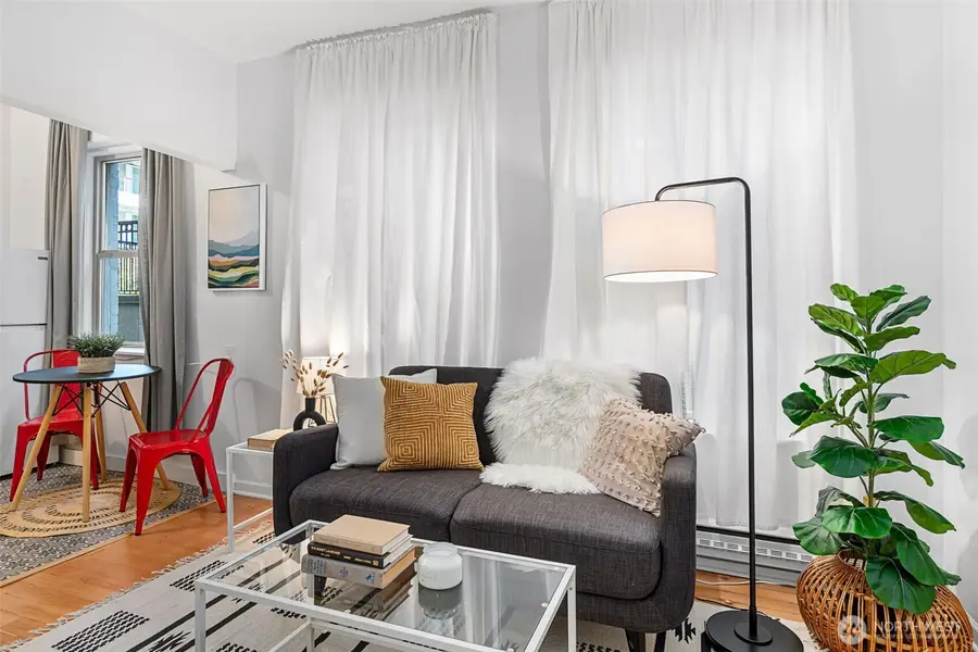 7 Harrison Street #26, Seattle, WA 98109 - #2