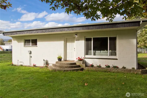 4201 340th Place Se, Fall City, WA 98024