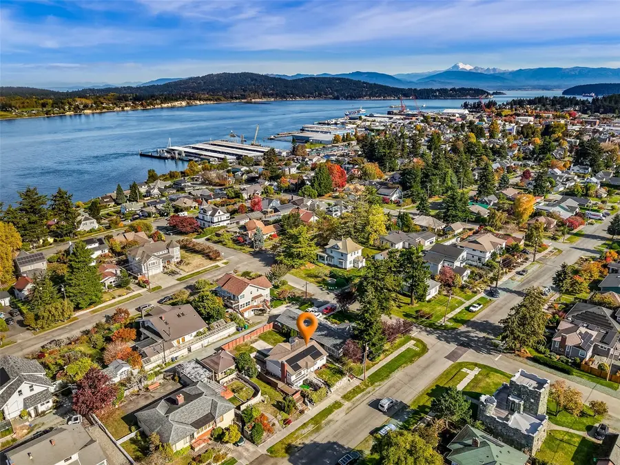 1914 10th Street, Anacortes, WA 98221 - #3