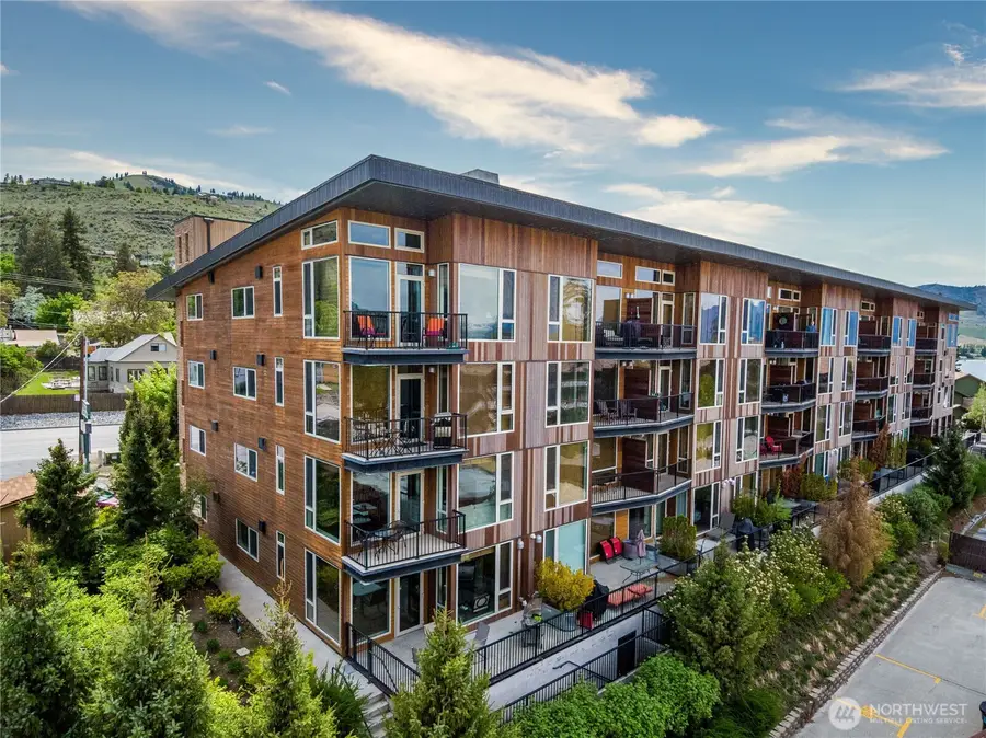 2220 Woodin Avenue #311, Chelan, WA 98816 - #2