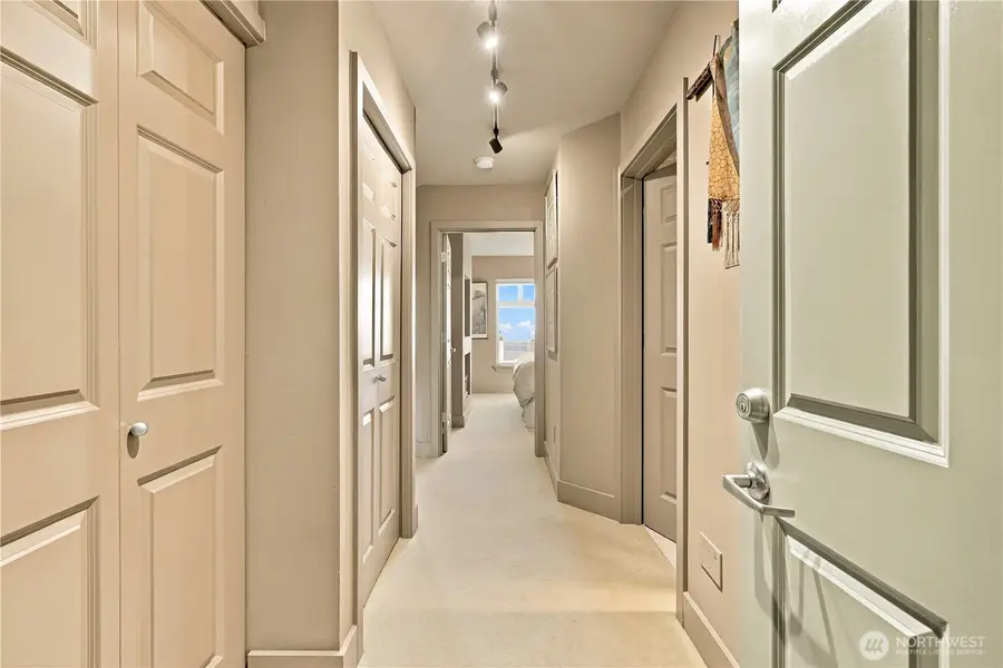 123 Queen Anne Avenue N #408, Seattle, WA 98109 - #3