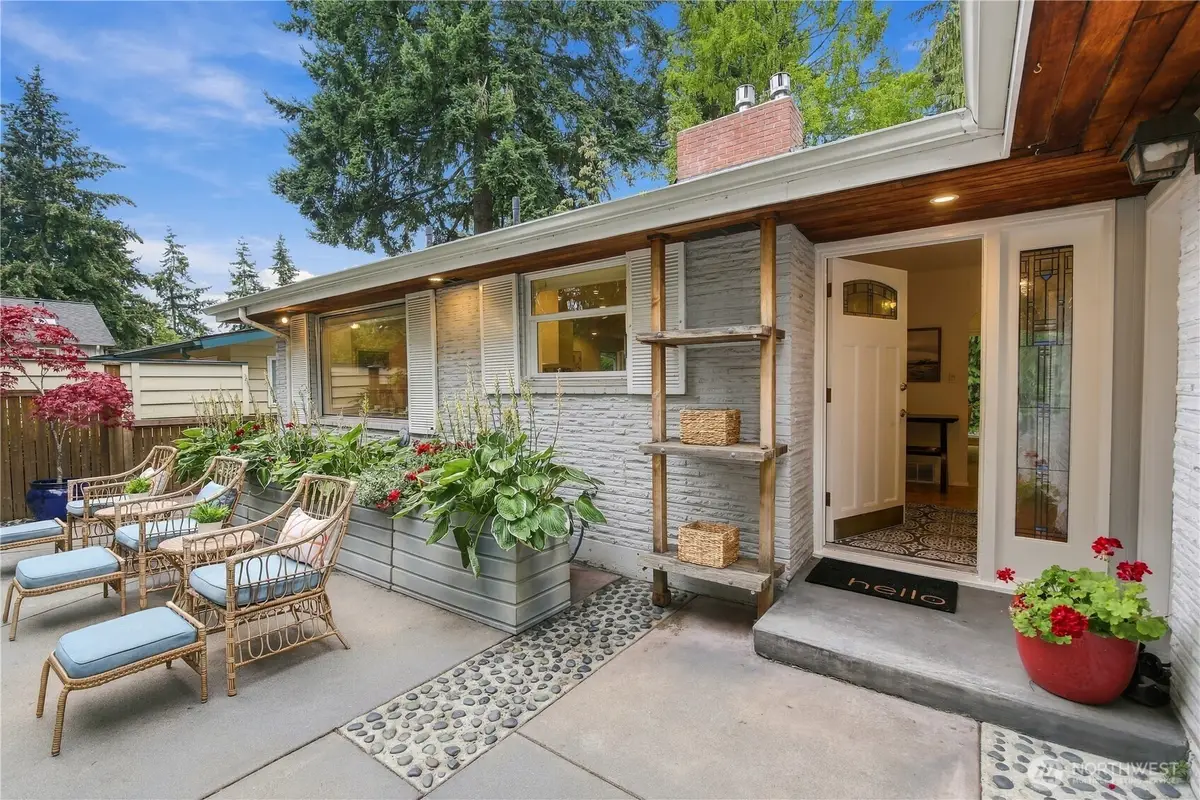 8515 27th Avenue Ne, Seattle, WA 98115 - #1