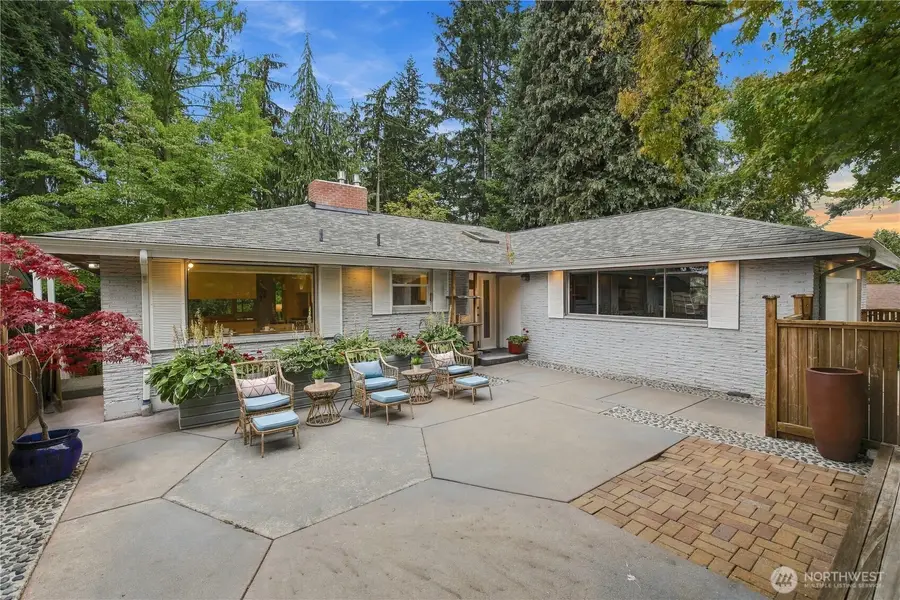 8515 27th Avenue Ne, Seattle, WA 98115 - #2