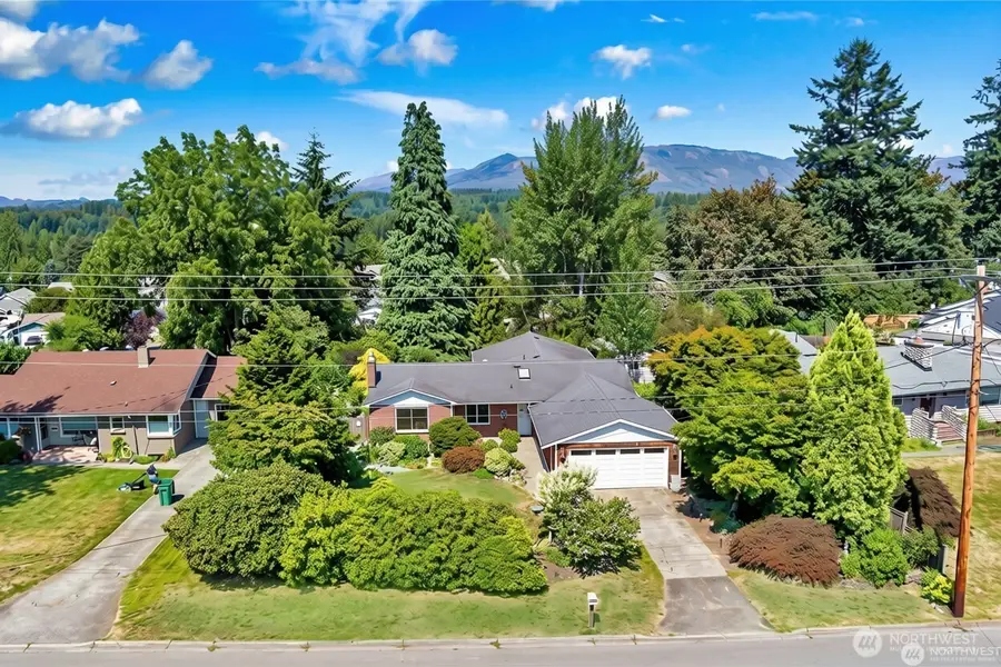 1101 E 5th Street, Arlington, WA 98223 - #2