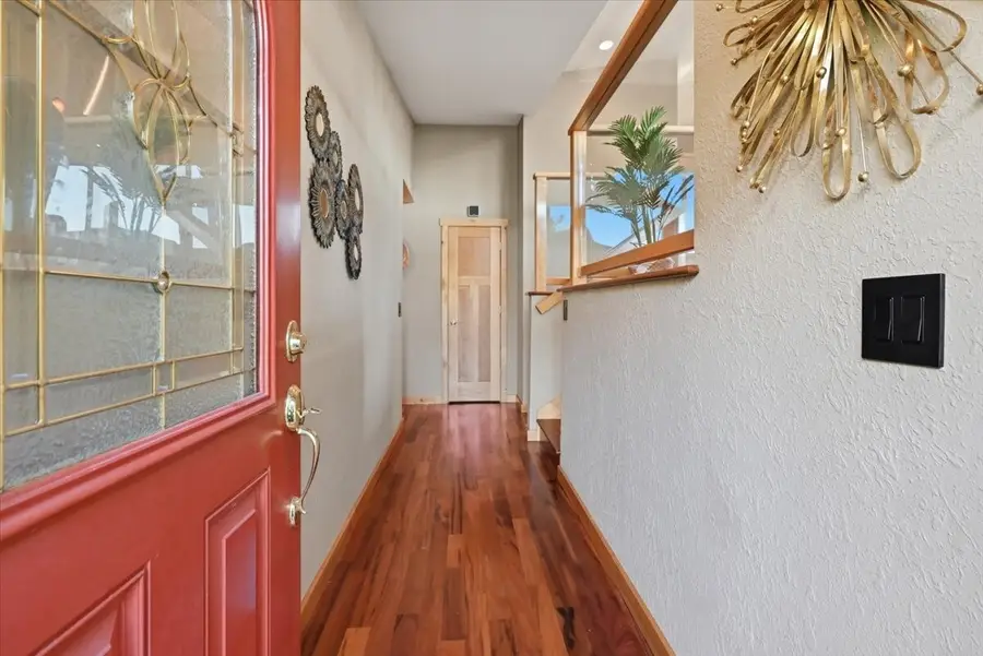 915 S 261st Place, Des Moines, WA 98198 - #3