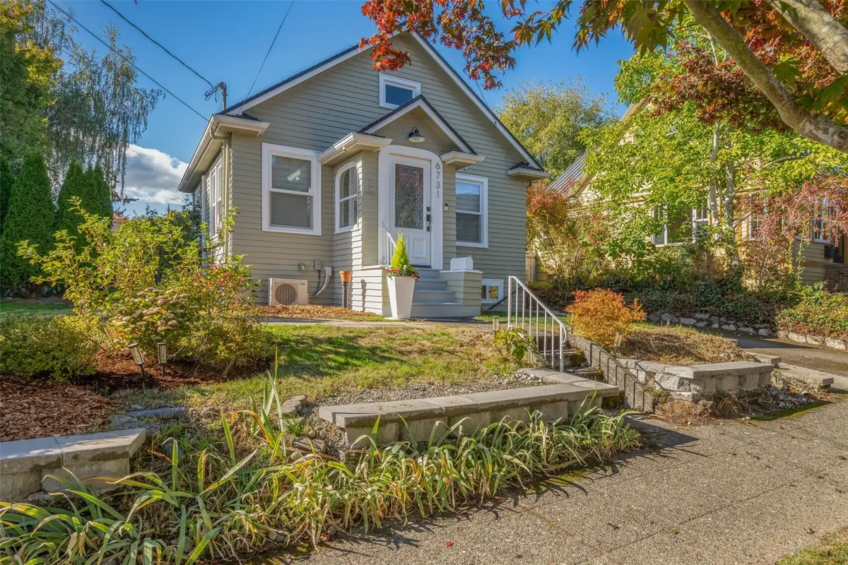 6731 27th Avenue Nw, Seattle, WA 98117 - #1