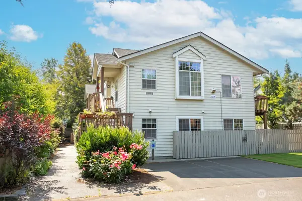 1808 E Sunset Drive #101, Bellingham, WA 98226