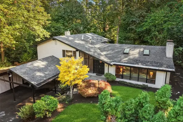 14469 NE 12th Place, Bellevue, WA 98007